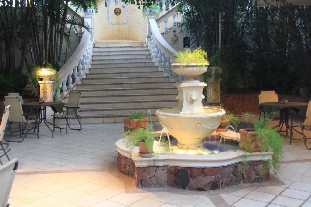 Premier Hill Suites Hotel Asuncion Buitenkant foto